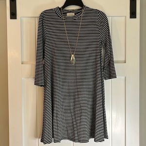 Soulmates top with gold necklace